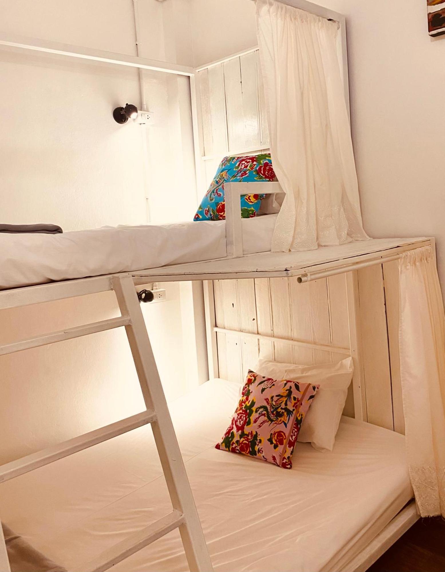 Chiza Hostel Chiangmai Chiang Mai Zewnętrze zdjęcie